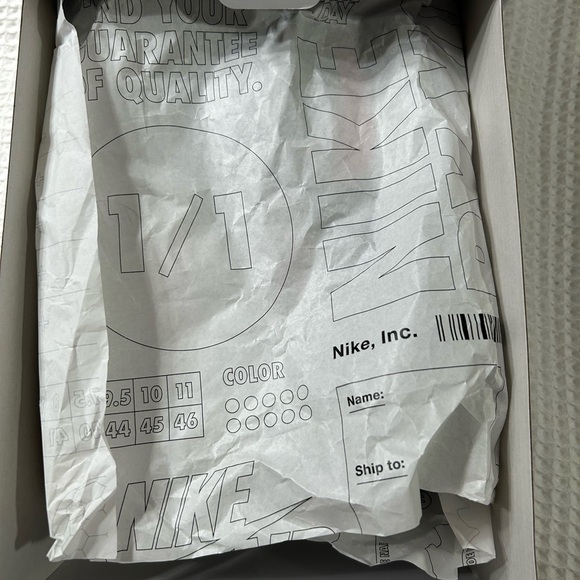 Custom Air Force 1’s. Black and color fade. Custom w/ original swoosh. 9.5 men’s - Picture 5 of 7